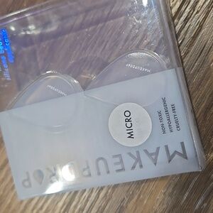 NWT MAKEUPDROP SILICONE APPLICATOR MICRO.. #7892
